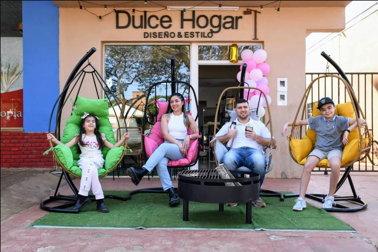 Florencia y Esteban — Dulce Hogar